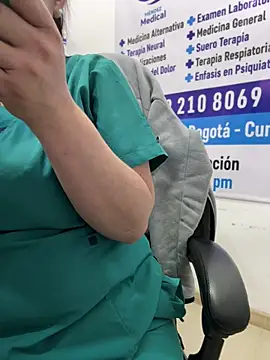 NATHALIA-28_のライブXXXチャット