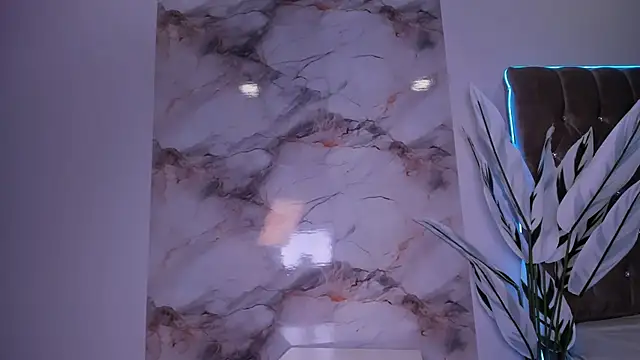 دردشة Calyselen الجنسية المباشرة