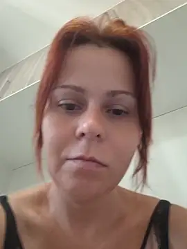 Chatroom XXX en direct de PorcelainDoll1