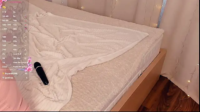 PatricePerlow webcam show