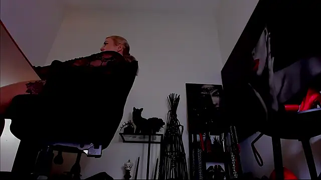 MistressDemi – Live XXX-chat