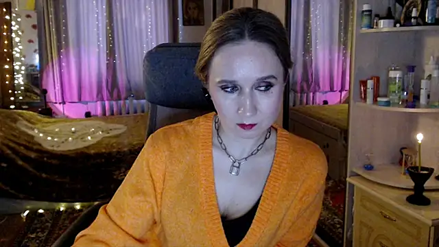 Chat XXX en directo de ClassyInna