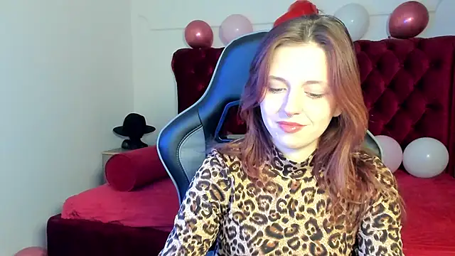 FreyaVey: онлайн-секс-чат