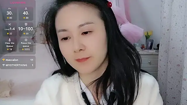 fanfan-FF লাইভ XXX চ্যাট