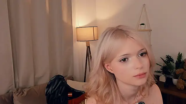 Chat +18 de LaureMestler ao vivo