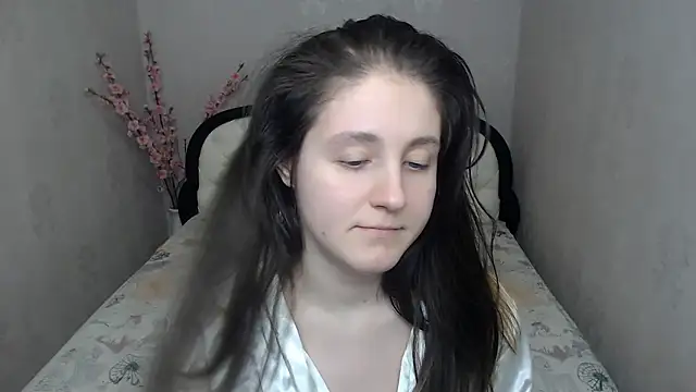 Holliy_Cooper élő XXX-chatje