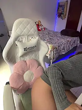 Bonni_lohan 现场XXX聊天