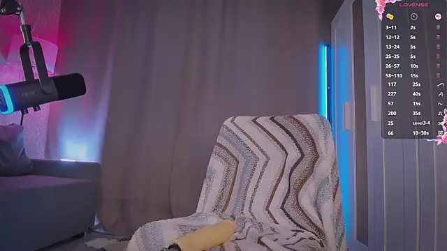 دردشة Juicy_Vikki الجنسية المباشرة