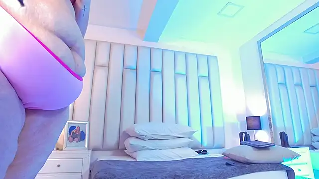 XXX chat uživo modela aandreaperez