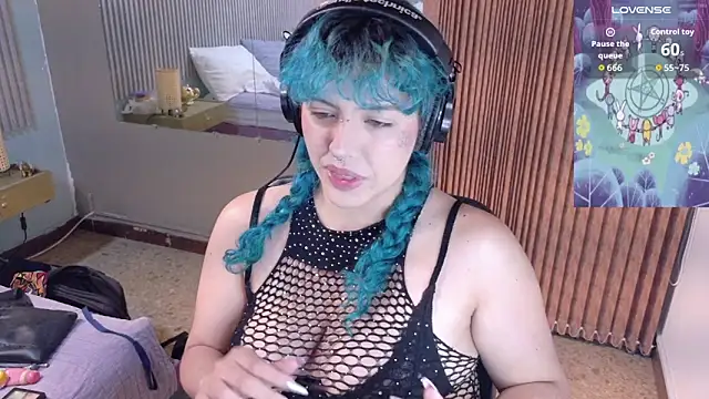 Eli666uwuのライブXXXチャット