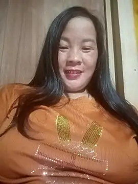 MinaYangon502 即時 XXX 聊天