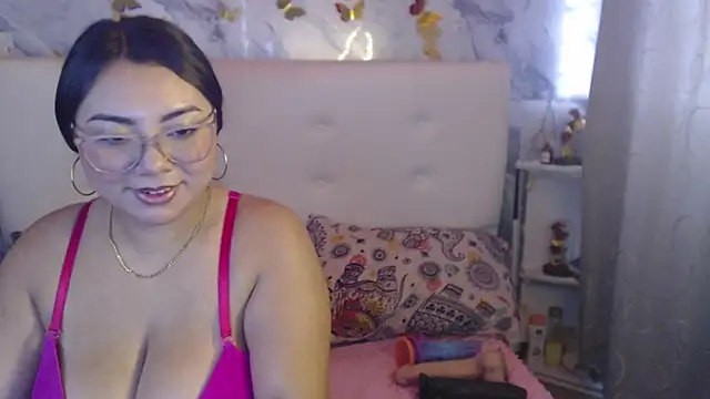 Nicolelewllss: онлайн-секс-чат