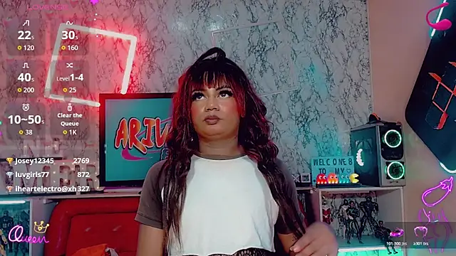 Mayka_Hotn Webbikameraesitys