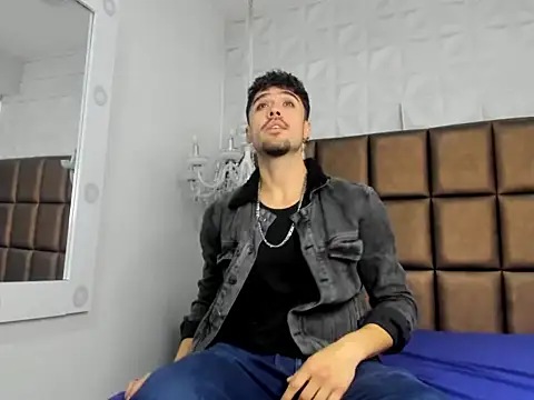 Chat +18 de BrunoTurnerr ao vivo