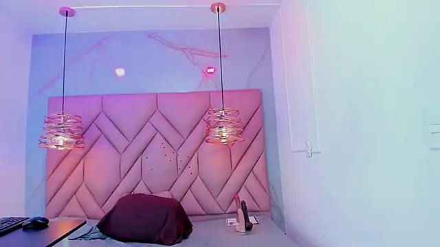 Ibbie_drastic live XXX chat