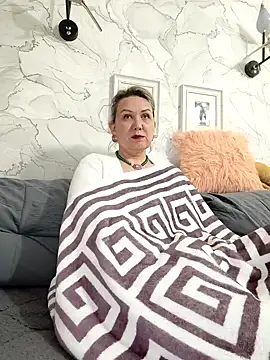 AlisaNelly Adlı Modelin Canlı XXX Sohbeti