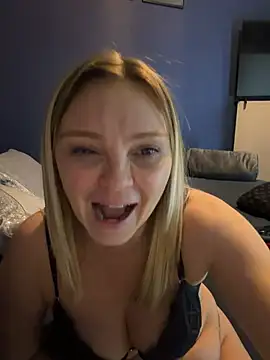 Sky25x Live XXX-Chat