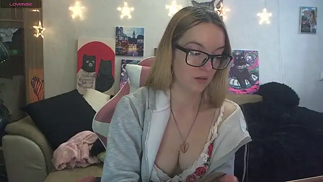 SecretSophia Adlı Modelin Canlı XXX Sohbeti