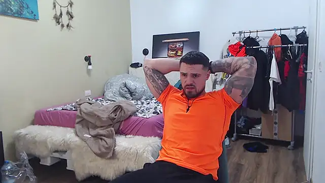 Tiberius_hunk Adlı Modelin Web Kamerası Şovu