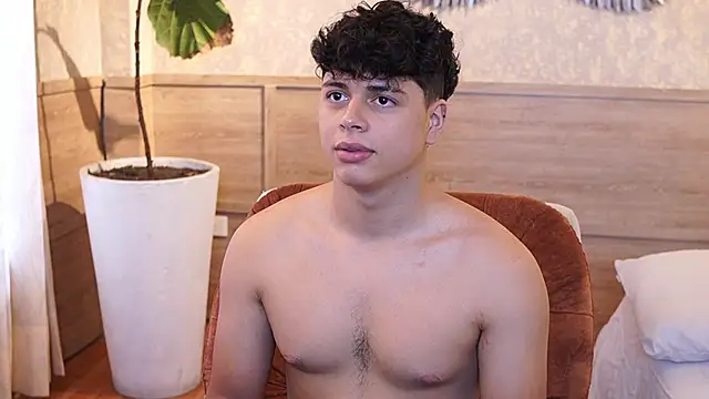 XXX chat uživo modela Ethan_occonor