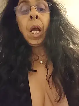 NakedMILFx Live XXX Chat