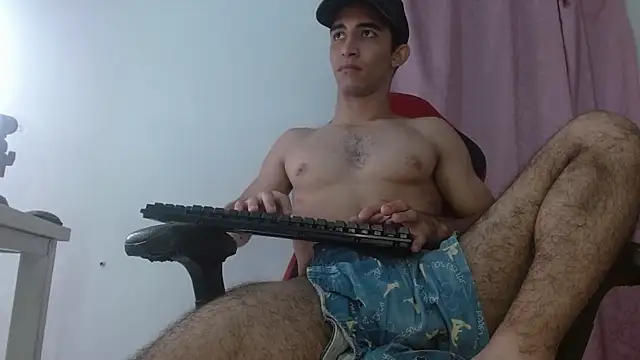 Caius_fox লাইভ XXX চ্যাট