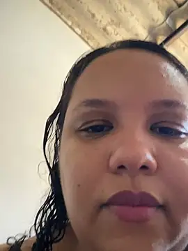 Bigostosa live XXX chat