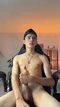 Sebastian_Reed: απευθείας συνομιλία ΧΧΧ