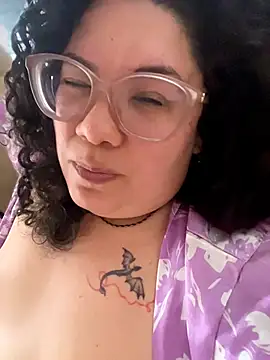 Chat +18 de VanesssaMilf_ ao vivo
