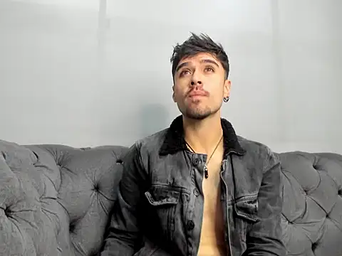 BrunoTurnerr Live XXX Chat