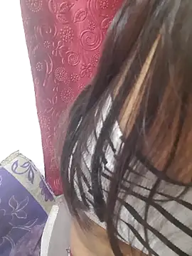 Baby_girl67 网络视讯表演