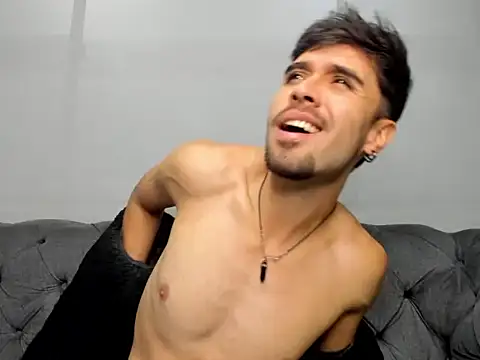 BrunoTurnerr webcam show