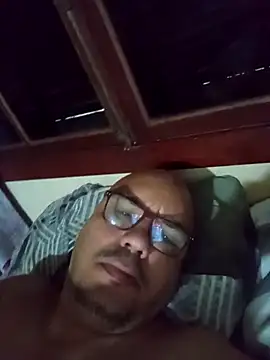 แชท XXX สดของ RobertoBuzios22