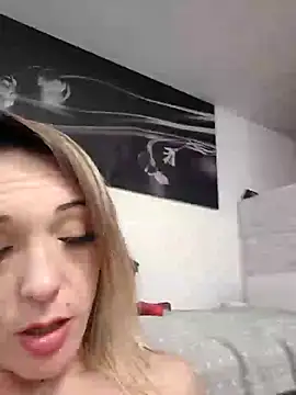 Pokazy przed kamerką – Ladymiri85