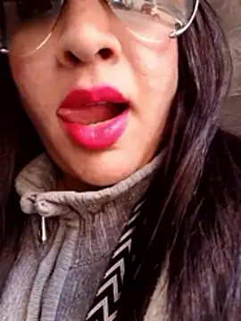 Chat XXX ao vivo de Xiomara_fiery