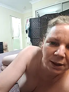 l4dyc4pricorn76's Live XXX Chat