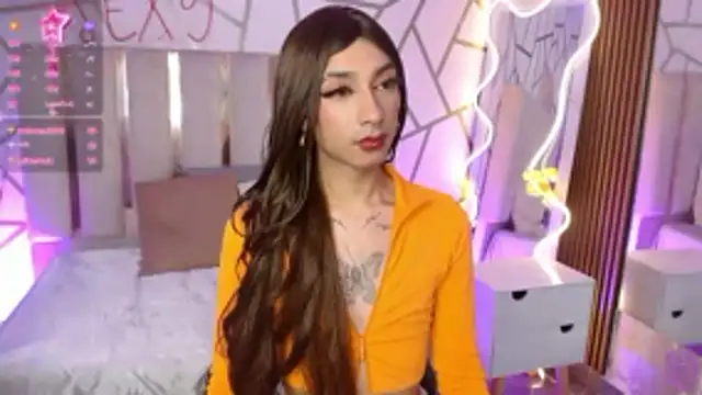 CYRUS_TAY élő XXX-chatje