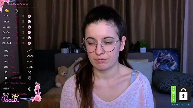 Aminabeatris 现场XXX聊天