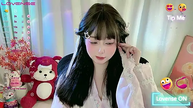 CLaire-5 Live XXX-chat