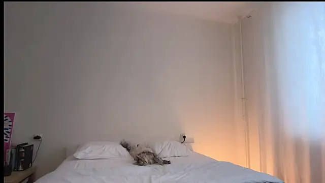 Chat +18 de Milky___Way ao vivo