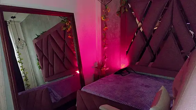 Haelycute's Live XXX Chat