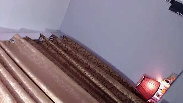 XXX chat uživo modela sacred_gracexx