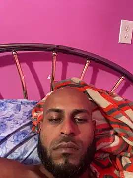 Pokazy przed kamerką – islandvybee55