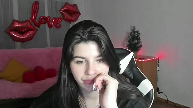 Chat +18 de KisaModel ao vivo