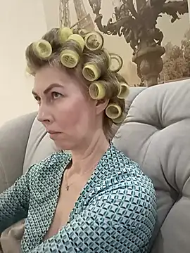 stellahere8: онлайн-секс-чат