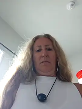 MILEIDE980 Live XXX-Chat