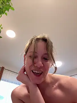 Chat XXX ao vivo de JulieLittleLove