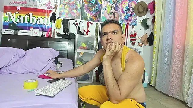 nathannathaniel's Webcam Show