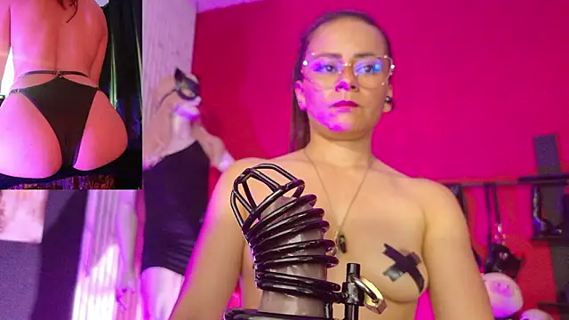 MistressSlut1's Webcam Show