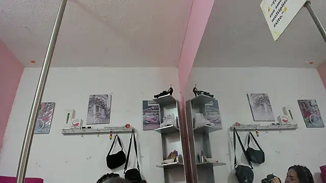 CAMILA--REY 라이브 XXX 채팅